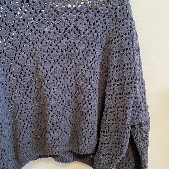 POL sweater - Picture 3 of 5